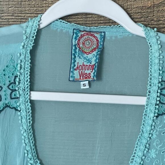 Johnny Was Sheer Tunic Top Aqua Blue Embroidered Eyelet Crop Sleeve SZ Small - Picture 5 of 10